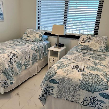 The Sea-Winds Condo I Renovated Beachfront 2 Bed 2 Bath Condo Марко-Айленд Екстер'єр фото